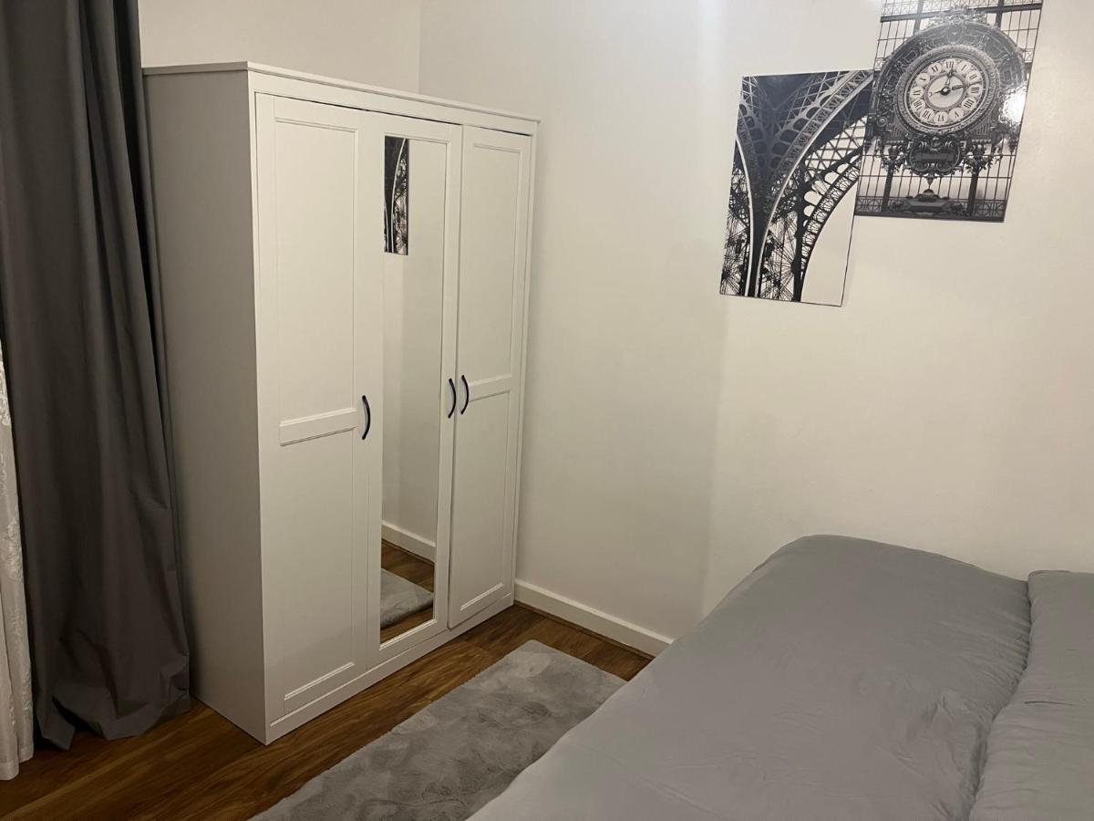 לונדון Accu Care Apartment מראה חיצוני תמונה